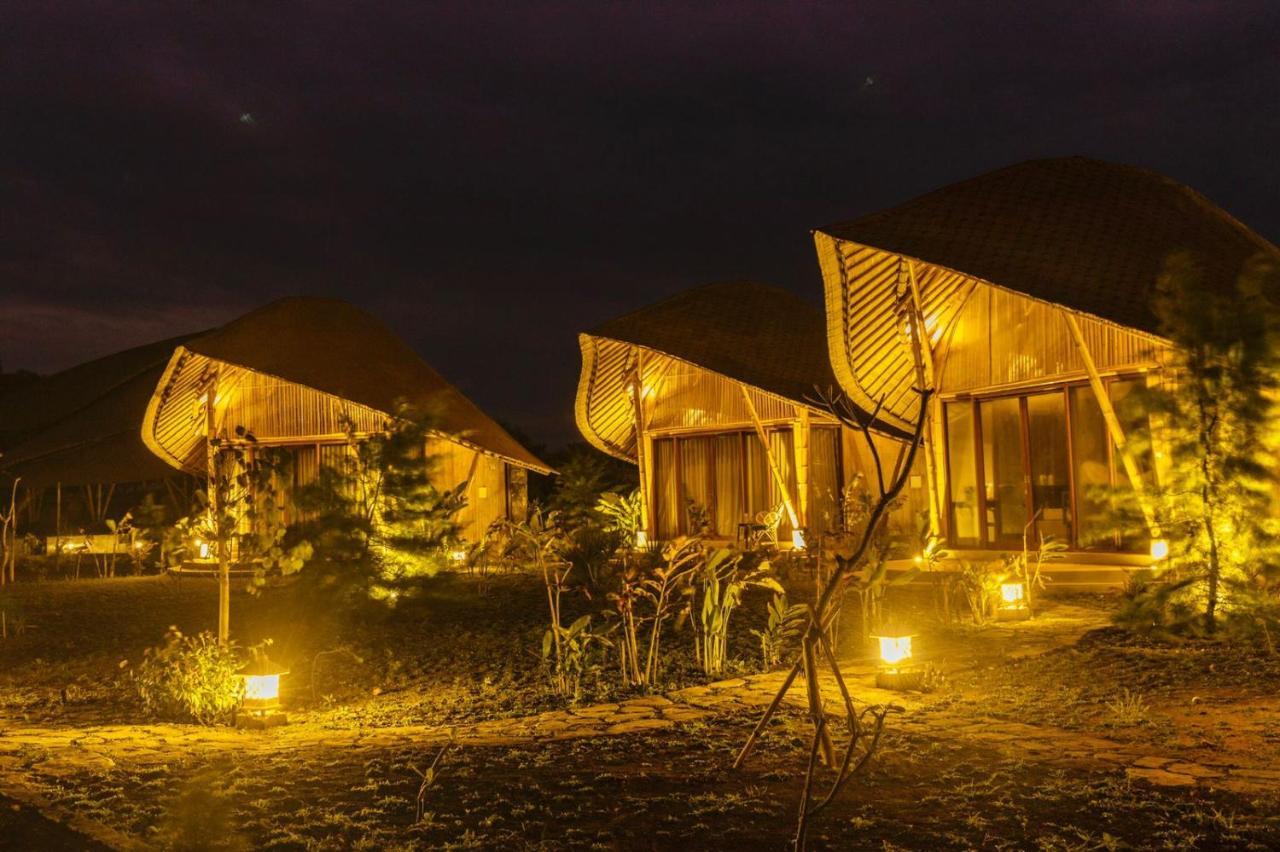 Tanoma Sumba Hotel Maujawa Kültér fotó